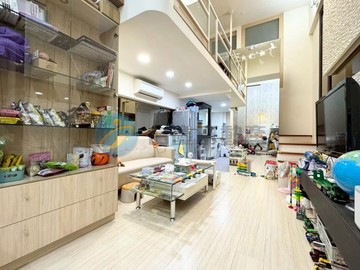 京站｜高鐵明星學區 水圳公園旁樓中樓景觀戶+平車｜新竹縣竹北市復興一街