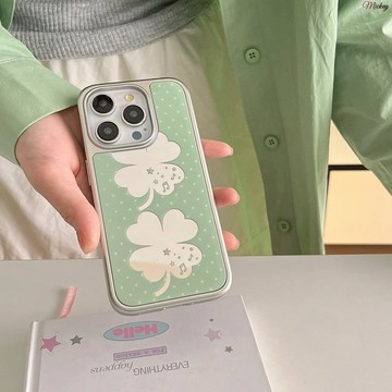 綠色幸運四葉草小清新波點少女鏡面銀色電鍍適用蘋果17promax手機