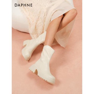 達芙妮高跟小短靴女款2026新款厚底增高靴子白色馬丁靴巨好看皮靴