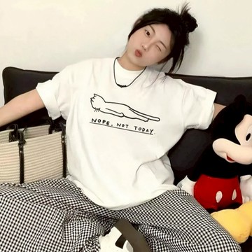 設計感簡約風純棉白色短袖T恤夏季新款韓系寬鬆女生上衣 印花寬鬆情侶短袖T 上衣女 美式t  韓版T 大學T