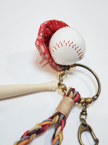 Paris*Le Bonheun。幸福手作。運動系列。棒球(紅)。編織鑰匙圈手