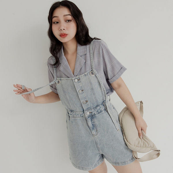 可愛波妞連身排釦牛仔吊帶短褲 中大尺碼褲子