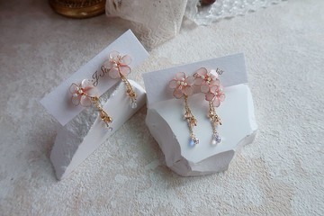 櫻花女孩 手作水晶花樹脂飾品 新娘頭飾/伴娘配飾