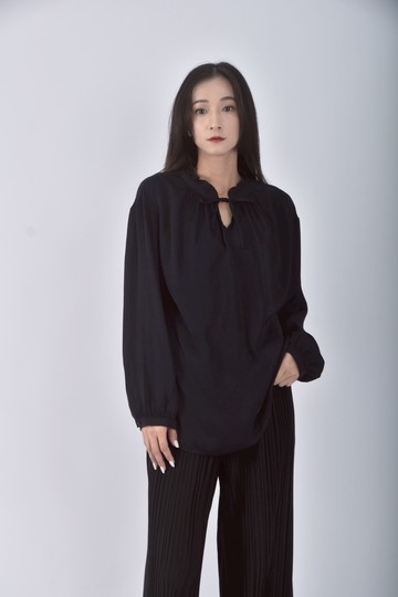 (XL) lativ深藍色長袖上衣