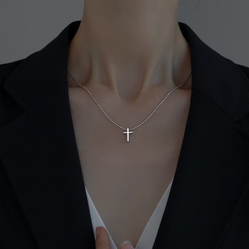925純銀十字架項鏈女年秋冬新款潮圓珠鎖骨鏈輕奢小眾毛衣鏈