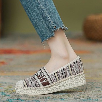 小香風漁夫鞋女2025新款春秋季厚底坡跟單鞋韓版中跟一腳蹬樂福鞋