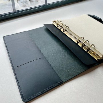 SKYFALL  A5 六孔活頁本皮革書衣/手帳/ - 柏青色