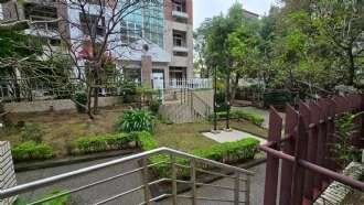 富群花園社區型雙車位大地坪美透天｜新竹市香山區富群街