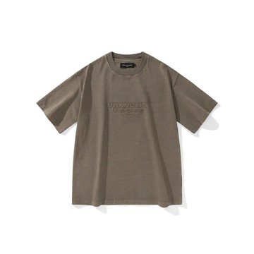 UNKNOWNDOMAIN CW#1823 LOGO TEE BROWN