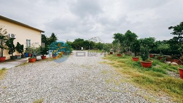 杉林區大地坪庭院別墅|適合做包棟民宿｜高雄市杉林區紀念碑