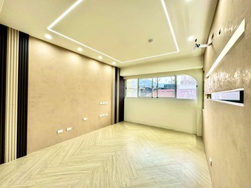 總站全新電梯美妝大二房｜新北市中和區興南路二段