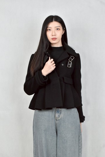 (S) miu miu黑色短版連帽外套