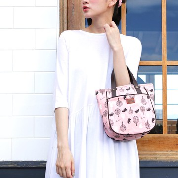 皮革手把磁扣隨身提袋-叢林躲貓貓-櫻花粉/交換禮物/聖誕禮物