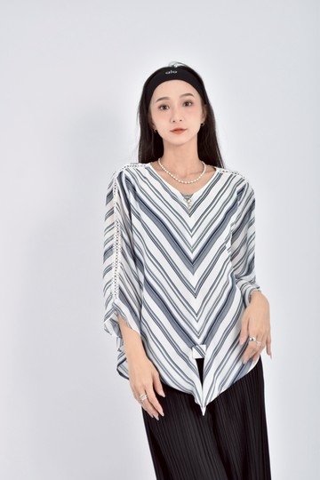 (L) iley條紋蕾絲袖白色長袖上衣