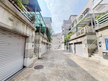北勢商圈・孝親雙車位美墅｜台中市沙鹿區鎮南路二段