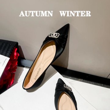 法式配裙子單鞋女平底鞋淺口秋冬仙女風女士尖頭軟底黑色溫柔瓢鞋