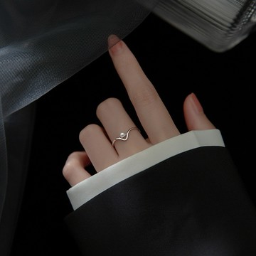 『Mika迷卡』W06現貨   S925純銀簡約女式單圈V形戒指合成珍珠手飾 預購請聊聊