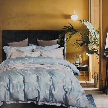 Betrise 貝翠絲 C量能系列 奧地利天絲 光淬石墨烯四件式兩用被床包組 100%萊賽爾纖維  兩用被 + 床包  雙人  藍色