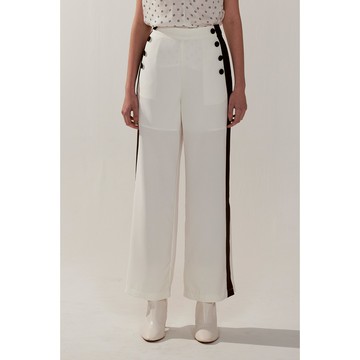 AVVJOY時髦黑白線條四釦直筒寬褲高腰寬鬆直筒版型側開衩顯率性飄逸黑白線條感分明搭配四釦裝飾盡顯都市摩登感