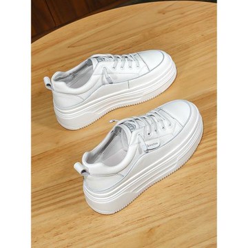 真皮小白鞋女厚底2025新款顯瘦輕便運動休閑鞋百搭松糕小個子板鞋