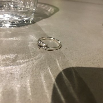 Pretzel Love純銀 扭結細戒