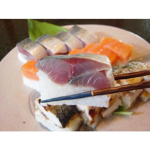 極厚！福井の生さば寿司黒酢〆・小サイズ：福井一、鯖を扱う料理店の押し寿司