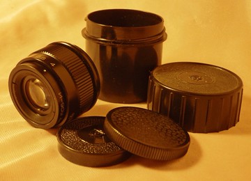 INDUSTAR-90U 75mm F4 鏡頭適用於 6x6cm 中片幅底片擴大機 M39