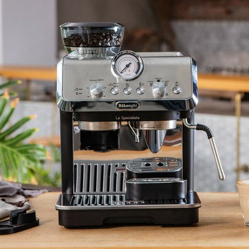 加贈精美咖啡豆1包【義大利 Delonghi】半自動義式咖啡機 EC9155.MB