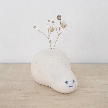 BUGS | 乾花花器 | 香薰油擴香石 | 線香座 | 陶瓷擺飾 | SLUG