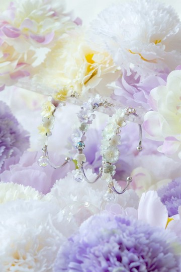 POM POM:冬日雪牡丹花束水晶球925鍍銀手鐲(三色可選)