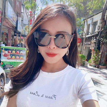【限時優惠】網紅款 大框顯小臉 時尚歐美Polarized偏光墨鏡    高品質 太陽眼鏡 抗紫外線UV400
