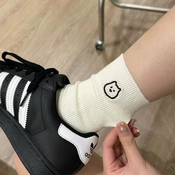 臺灣/✨ 中筒襪 襪子日系ins秋季高顏值可愛中筒襪豎紋卡通長襪白色狗狗襪子女