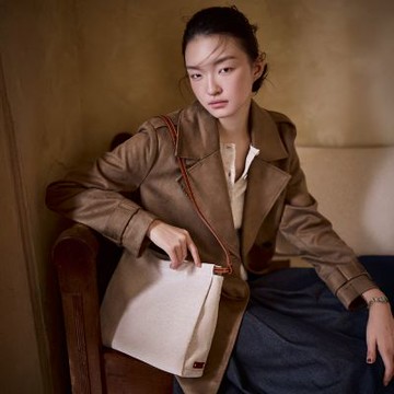 ZODENCE DION德國帆布方型垂墜斜背包-貴族白