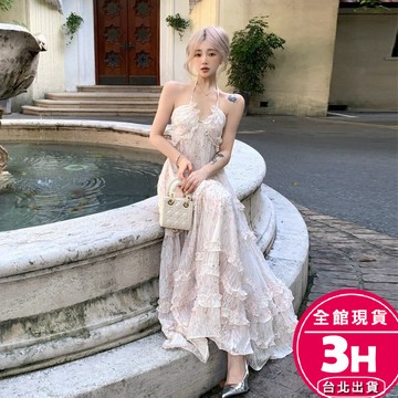 【梨卡】隔日到貨 女裝 洋裝 長裙 碎花洋裝 掛脖吊帶 海邊度假洋裝 性感長裙 大露背長裙 C6643【現貨24H】