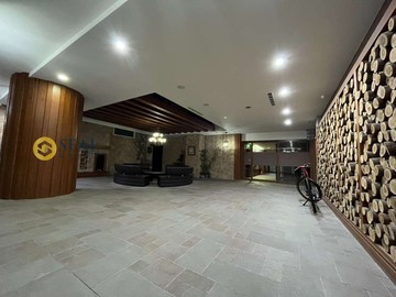 專任【圓璽冠軍品元】獨家四季芳庭美妝電梯3+1房｜台北市中山區新生北路二段