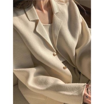 韓國秋冬新款優雅純色質感白色西裝領針織開衫外套短款氣質毛衣女
