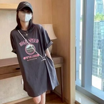 La Belleza韓版圓領英文字印花落肩側口袋棉質長版大T