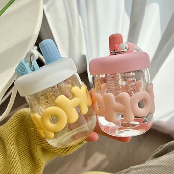 2023年新款高顏值小嘴玻璃吸管杯帶分隔倉便攜式可愛牛奶家用水杯