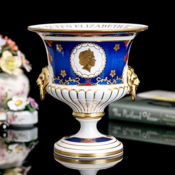 【皇家榮耀】Royal Worcester 2013女王加冕60週年金獅限量寶瓶