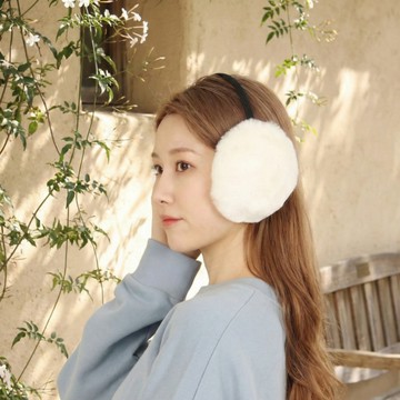 臉小一圈！韓系極簡風 柔霧感毛絨大耳罩 🇰🇷 韓國直送 保暖耳套 護耳 (白色現貨)