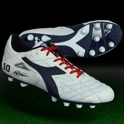 M.WINNER RB ITALY OG MDPU ホワイト×コルセア 【diadora|ディアドラ】サッカースパイク172359-1494 |  LINEブランドカタログ