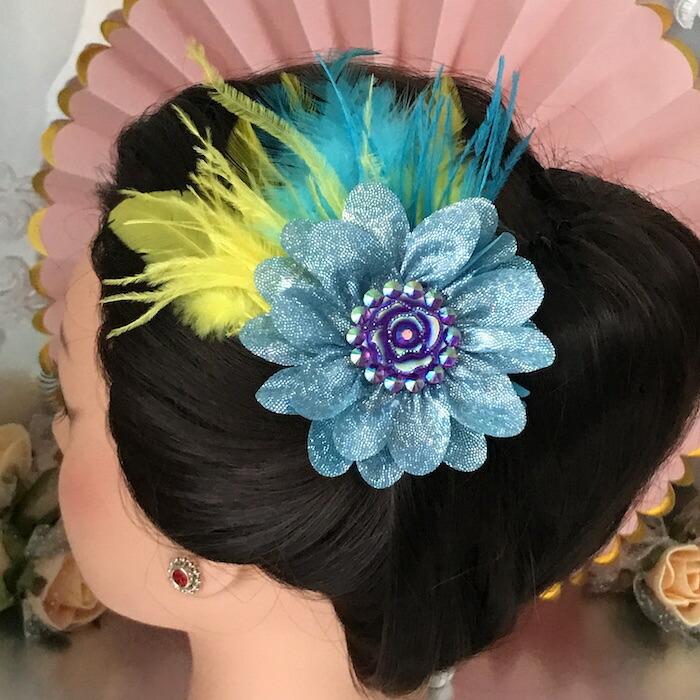 ヘア飾り ヘッドコサージュ ヘアアクセサリー ヘッドピース コサージュ 羽根付き フェザー ヘッドドレス ダンス衣装 髪飾り ヘアアクセサリー