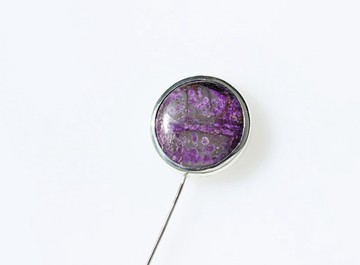 堇青石胸針 16.23ct
