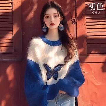 初色 撞色拼接蝴蝶印花圓領長袖針織衫毛衣上衣女上衣-藍白色-39421(F可選)