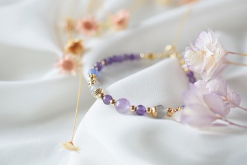 紫藤。紫晶 拉長石 坦桑石 14K鍍金 水晶 手鍊