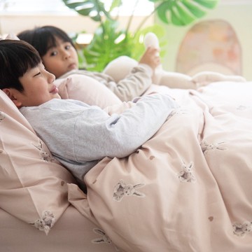 DR911 奶茶兔 床包枕套/被套組 300織長絨棉 童趣繪本風  台灣製