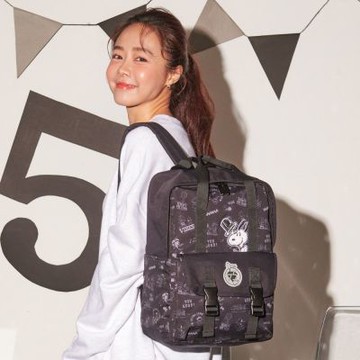 【SNOOPY】史努比75週年-後背包-黑 SP00F01BK聖誕交換禮物