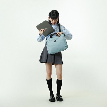 TOOLI系列 | 14吋筆電斜背手提包 MIRA(灰藍) MacBook Pro 適用