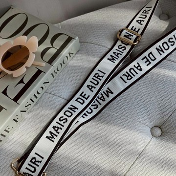 泰國Maison De Auri Strap 可調式黑白字母針織背帶