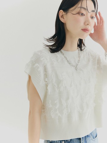 SEQUI HIBI 鬚邊感羅紋綁帶針織背心－中白色